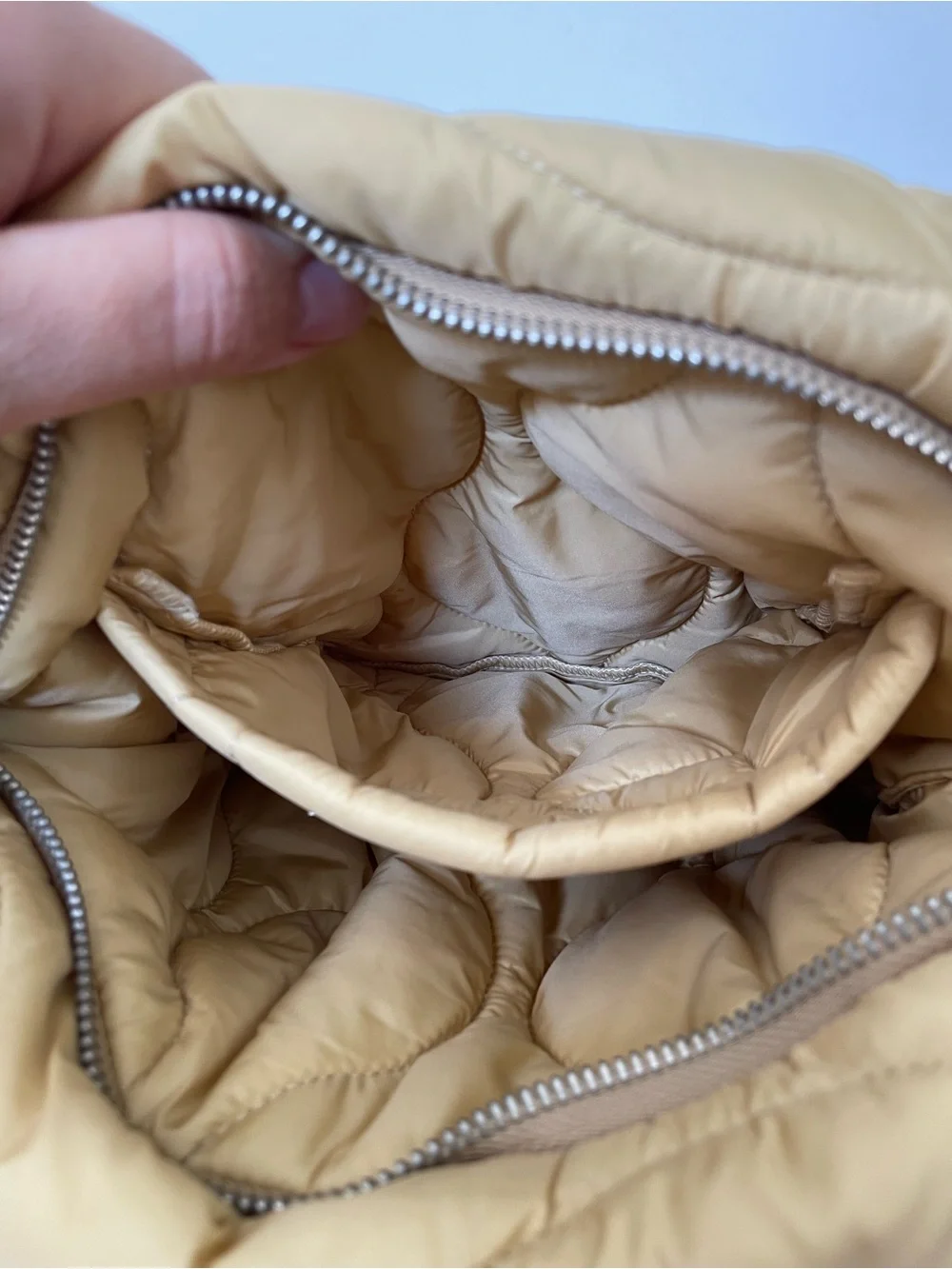 Dé Rococo Quilted Pouch Mustard Yellow Cosmetic Bag